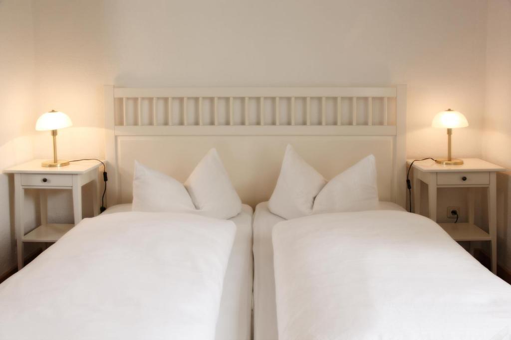 Hotel Zum Stemplinger Hansl ハウツェンベルク エクステリア 写真