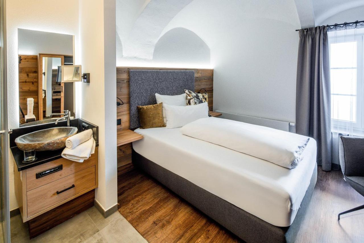 Hotel Zum Stemplinger Hansl ハウツェンベルク エクステリア 写真